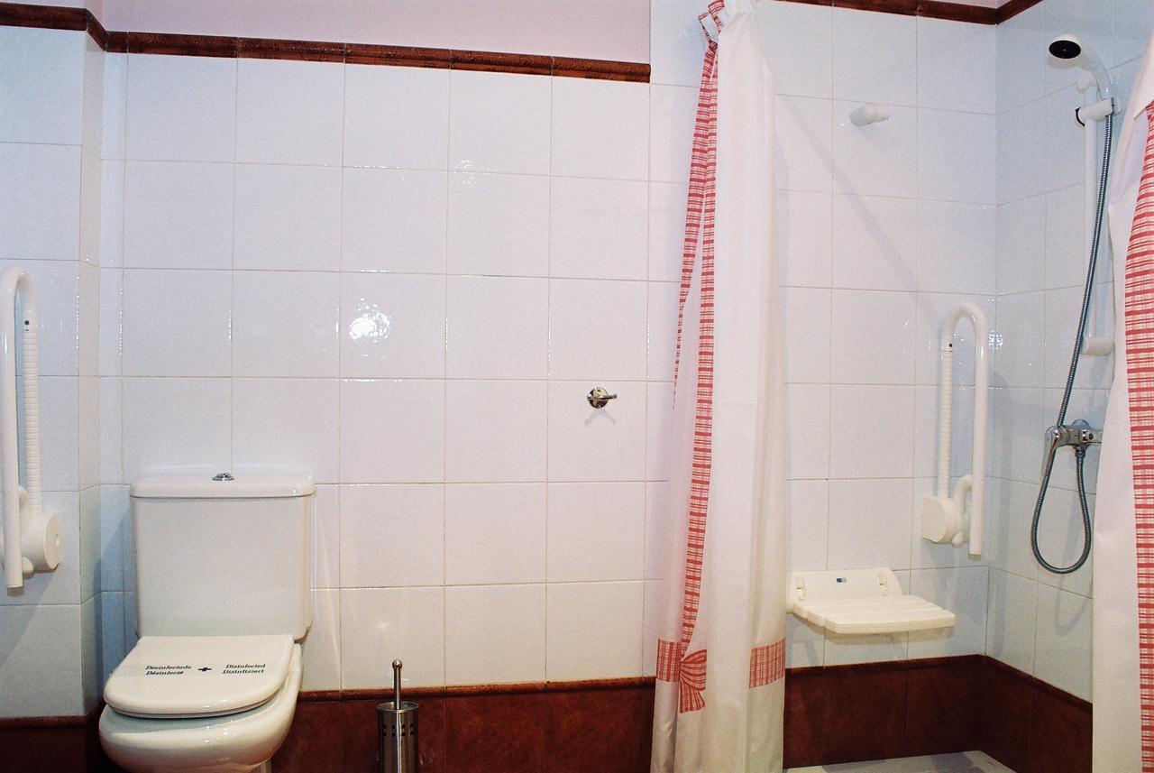 Hotel Conventin Villaviciosa  Ngoại thất bức ảnh